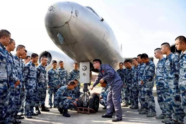 成都航空職業(yè)技術(shù)學(xué)院(成都航空職業(yè)技術(shù)學(xué)院有哪些專業(yè))