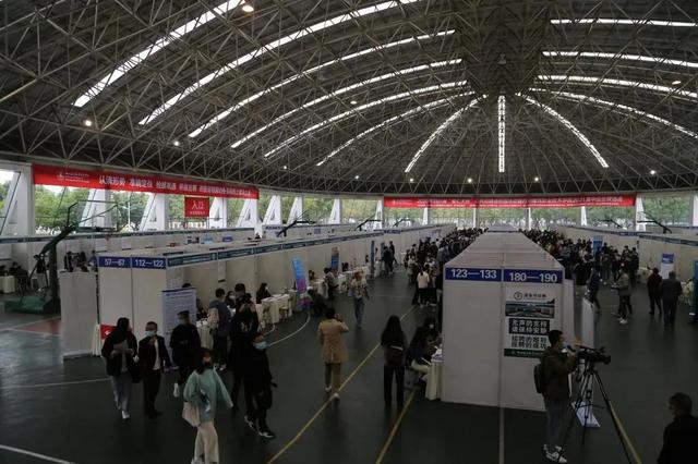 四川建筑職業(yè)技術(shù)學(xué)院成都校區(qū)(四川建筑職業(yè)技術(shù)學(xué)院成都校區(qū)圖片)