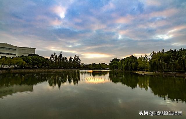 成都那所航空學校好(成都航空職業(yè)學校技術(shù)學院)