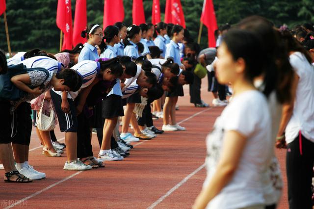 中考成績很差能讀什么學(xué)校(中考不好該上哪個學(xué)校)