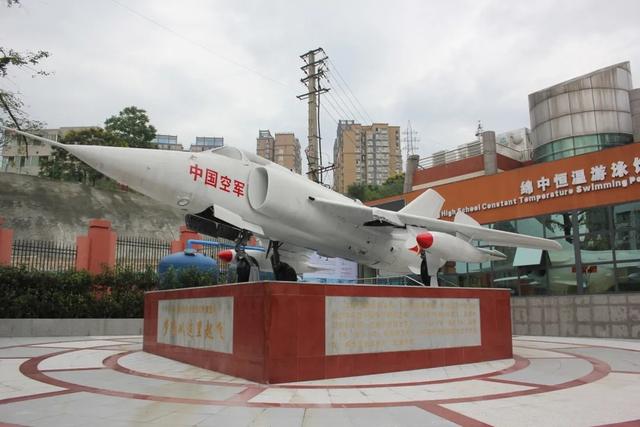 四川青少年航空學校在哪里(四川空軍青少年航空學校在哪里)